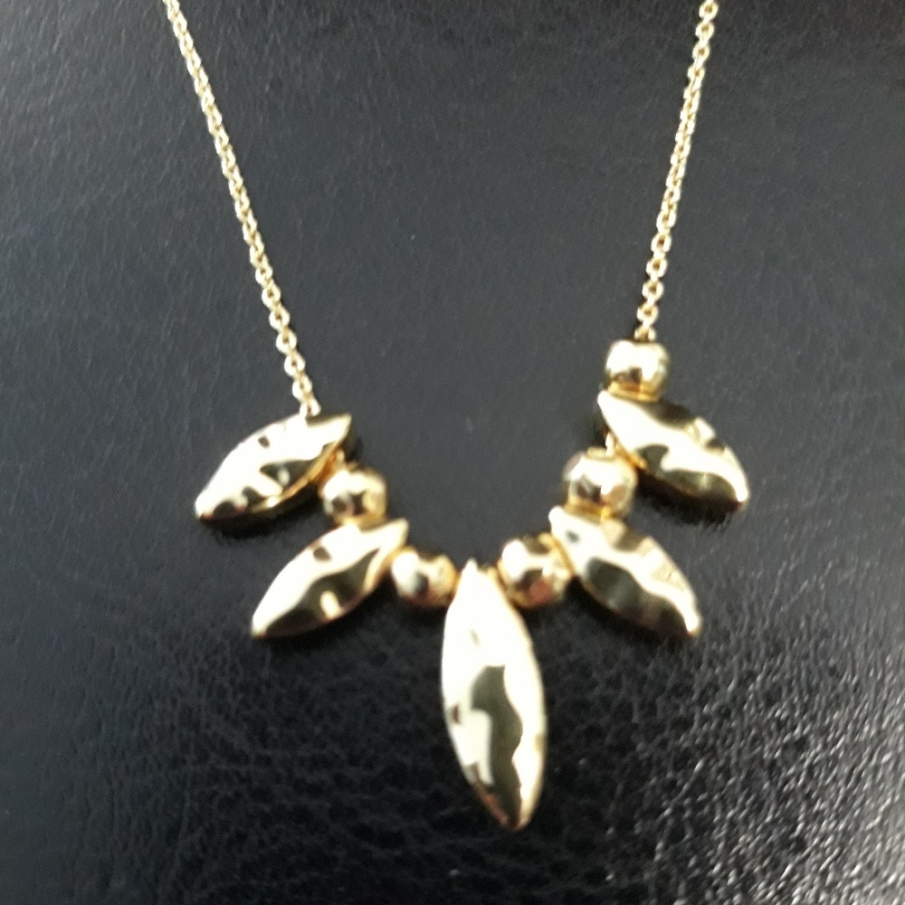 GORYANA NECKLACE